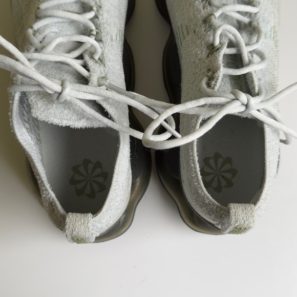 Air Max Scorpion Flyknit 'Light Silver Bronzine' 2023 - Picture 9 of 10